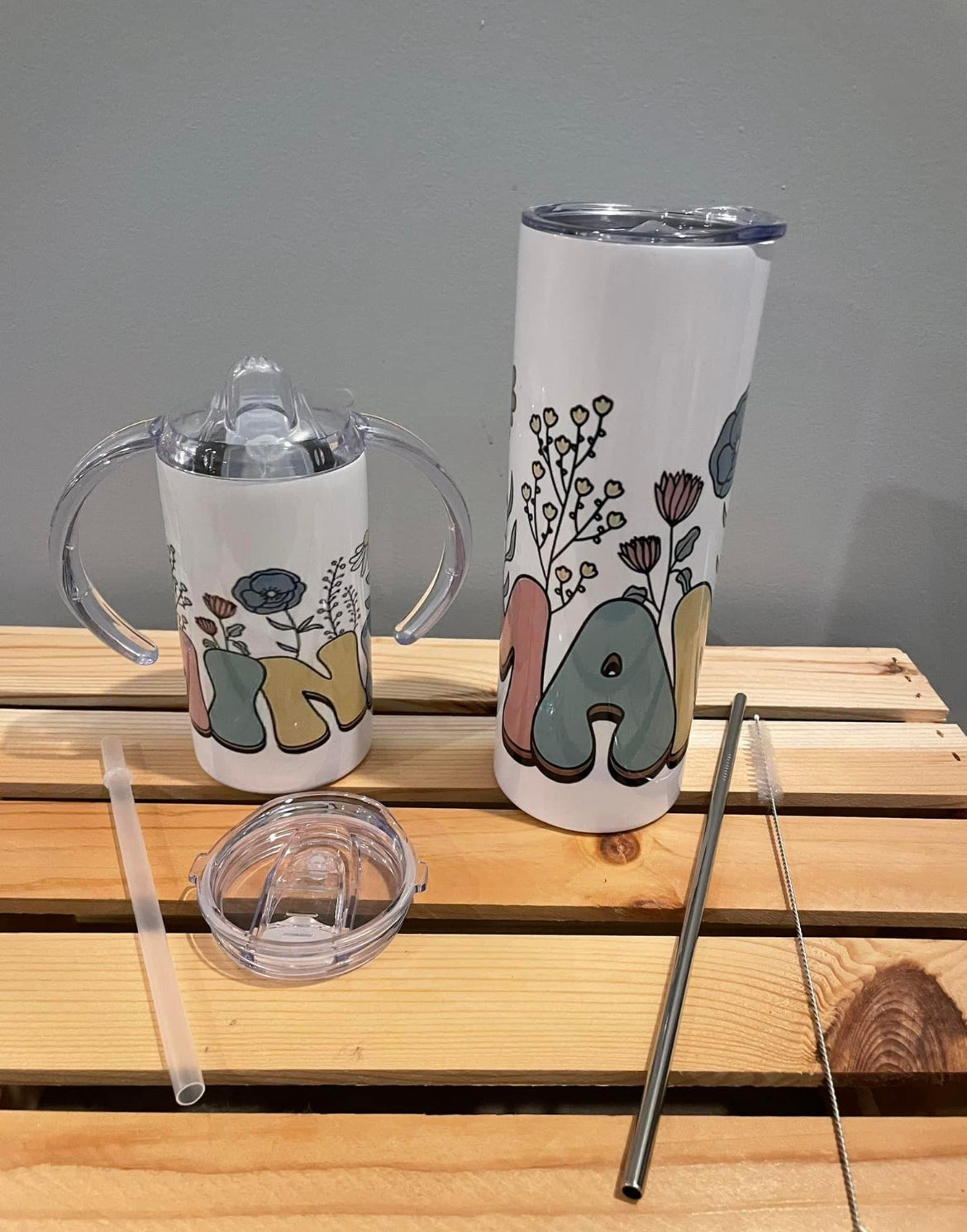 Mama mini with flower Tumbler